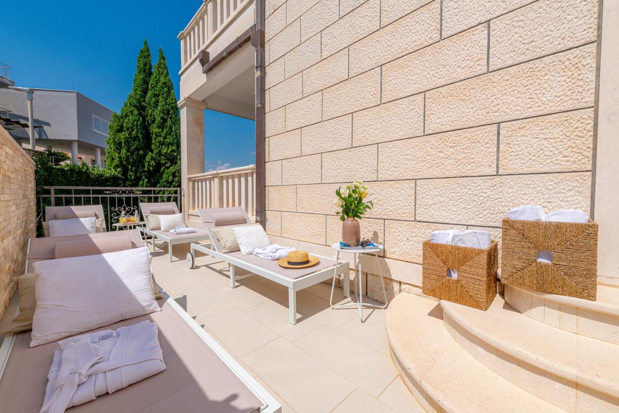 Apartment Barbara With Private Pool Dubrovnik Exterior photo